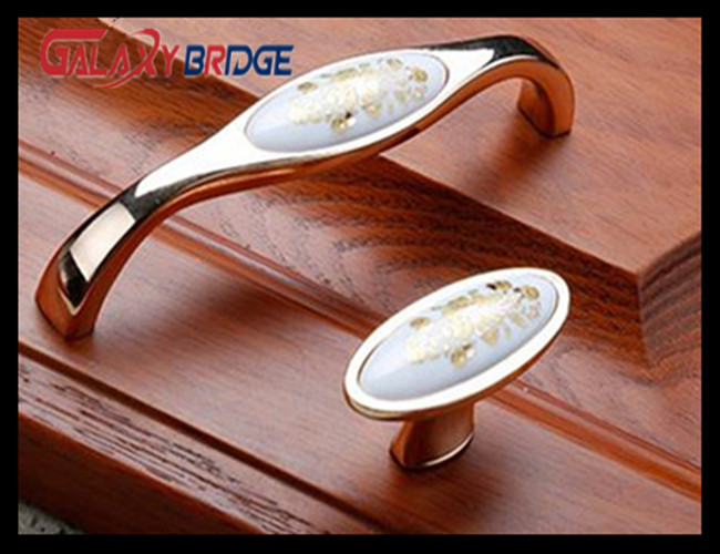 Black / Ivory White Ceramic Handles And Knobs Porcelain Wardrobe handles ISO Certified Closet Door Pull