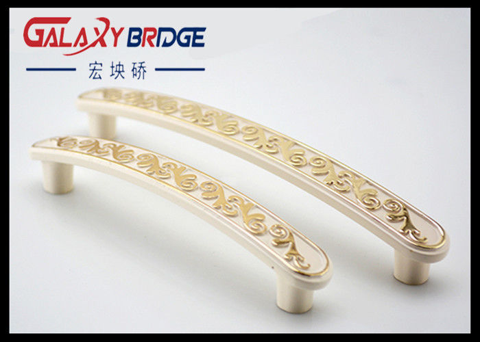 Middle East Stylish Sculpture Kitchen Cabinet Handles Gold Zinc
