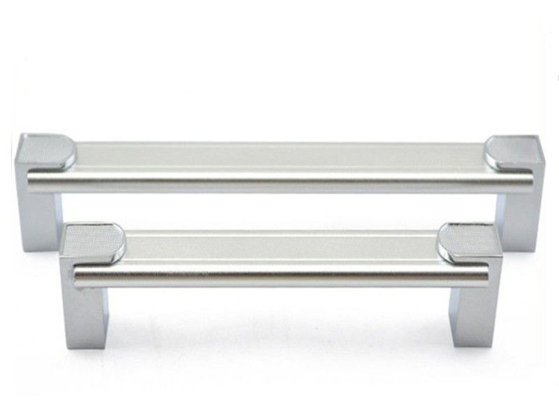 Simple Kitchen Wardrobe Aluminum Drawer Pulls Chrome Zinc Alloy T
