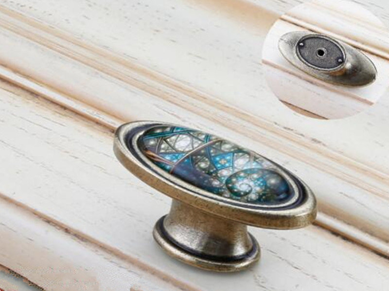 Gold Plated Ceramic Kitchen Knobs / Closet Porcelain Handles T