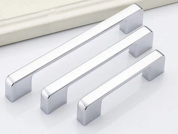 Nickle Brushed Kitchen Cabinet Door Handles , Square Kitchen Cupboard Handles Zinc knobs